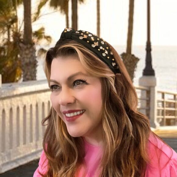 BUTTERFLY EMBELLISHED RHINESTONES HEADBAND HAIR ACCESSORY - Picture 3 of 4